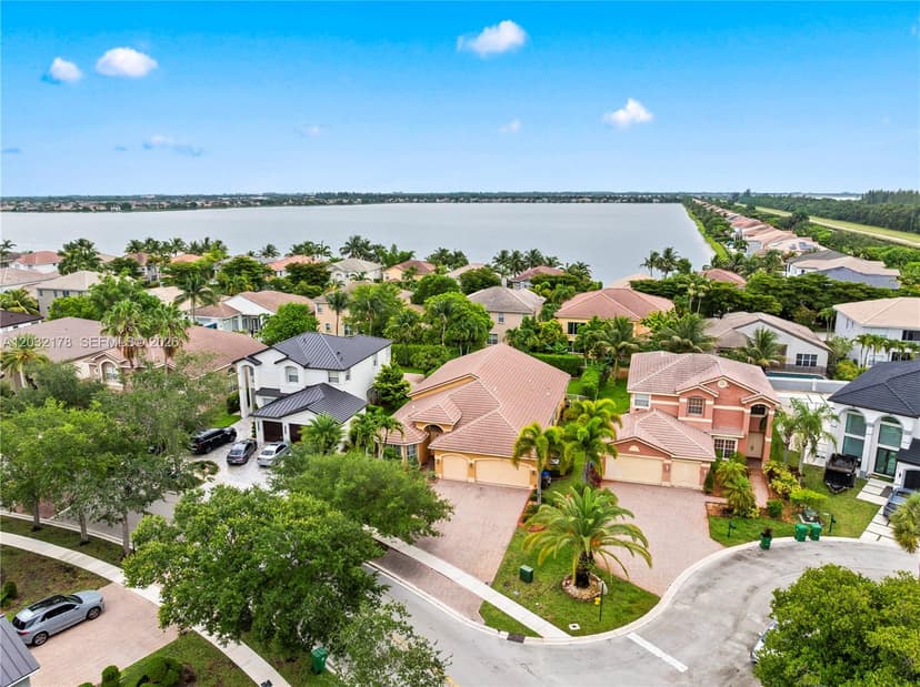 5431 SW 184th Way, Miramar FL 33029