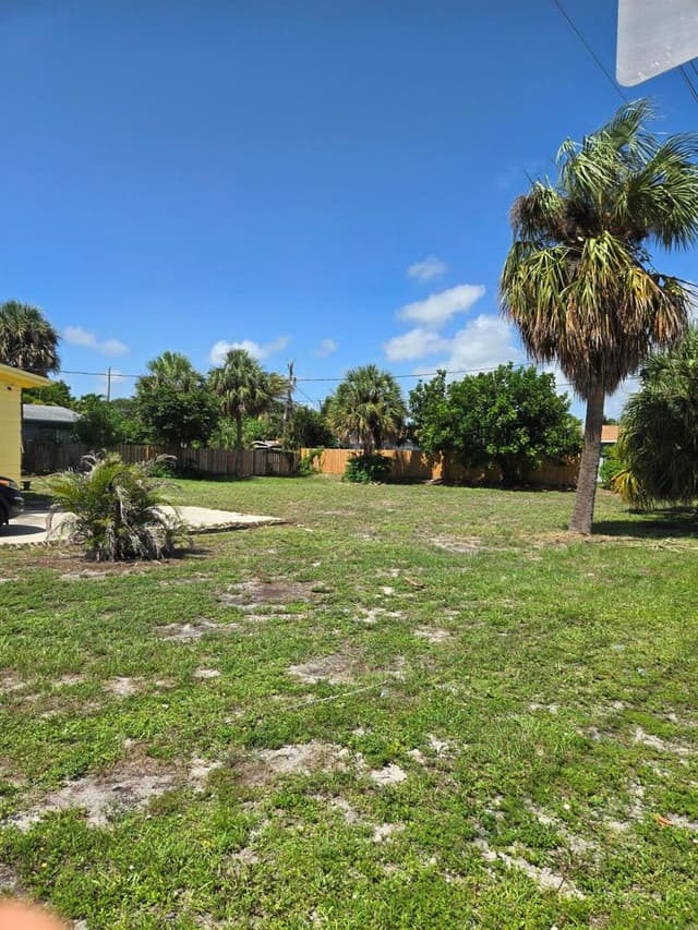 239 NE 18th Avenue, Pompano Beach FL 33060 - Pompano Beach, FL - Photo 3