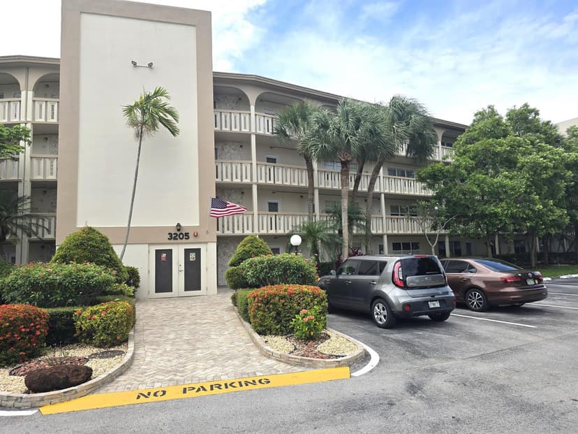 3205 Portofino Point # K1, Coconut Creek FL 33066