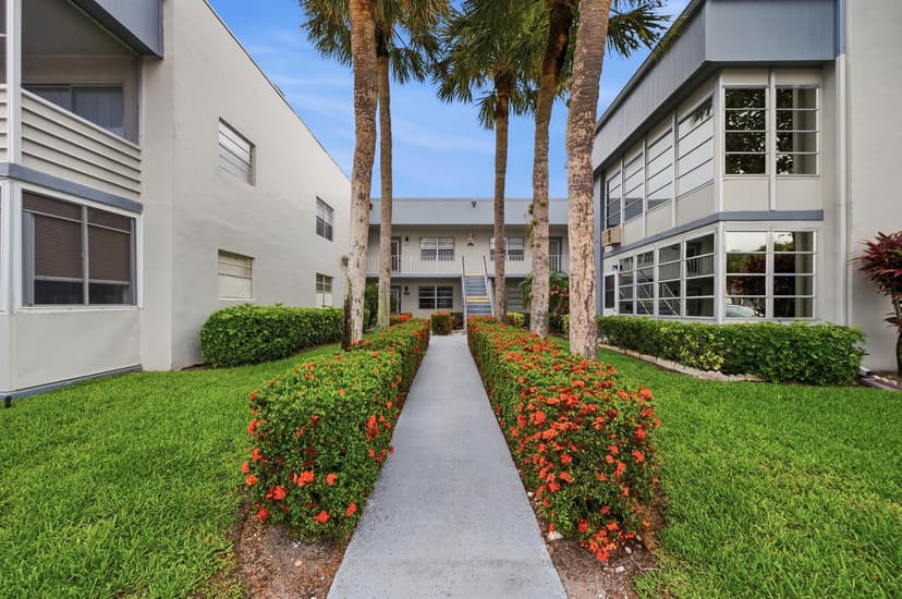 330 Piedmont # 330, Delray Beach FL 33484