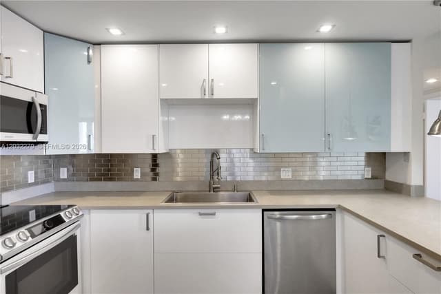 100 Bayview Dr # 1008, Sunny Isles Beach FL 33160 - Sunny Isles Beach, FL - Photo 6