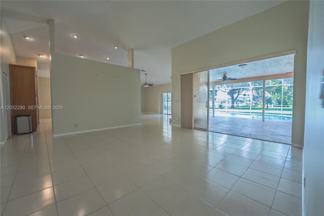 8269 NW 40th Ct, Coral Springs FL 33065 - Coral Springs, FL - Photo 4