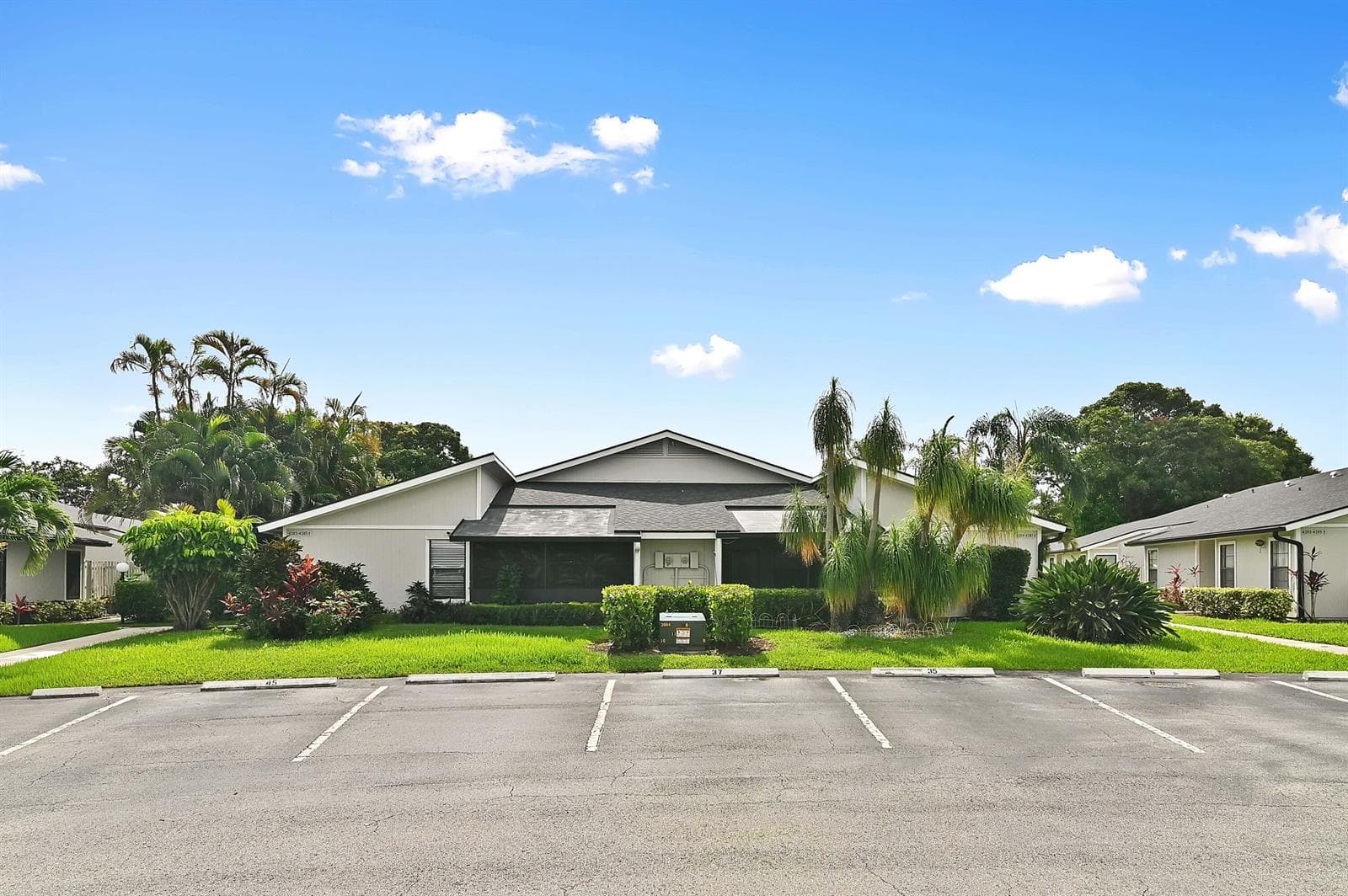 4383 Willow Pond Circle, West Palm Beach FL 33417 - West Palm Beach, FL - Photo 1