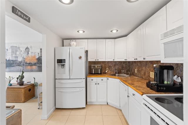3675 N Country Club Dr # 2201, Aventura FL 33180 - Aventura, FL - Photo 6