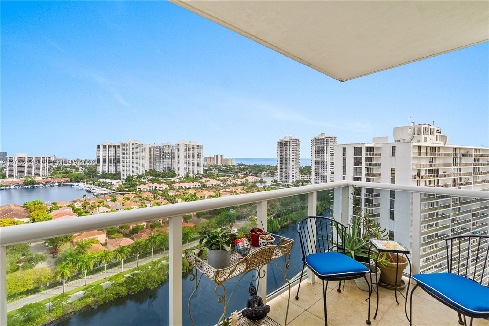 3675 N Country Club Dr # 2201, Aventura FL 33180 - Aventura, FL - Photo 1