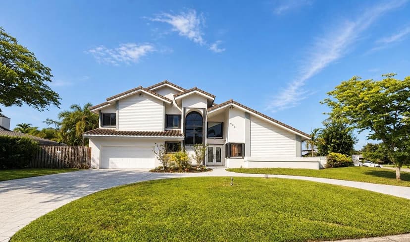 621 SW 101st Avenue, Plantation FL 33324