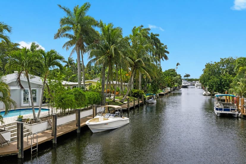 2625 Gulfstream Lane, Fort Lauderdale FL 33312