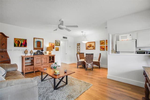 5300 Washington St # O224, Hollywood FL 33021 - Hollywood, FL - Photo 2