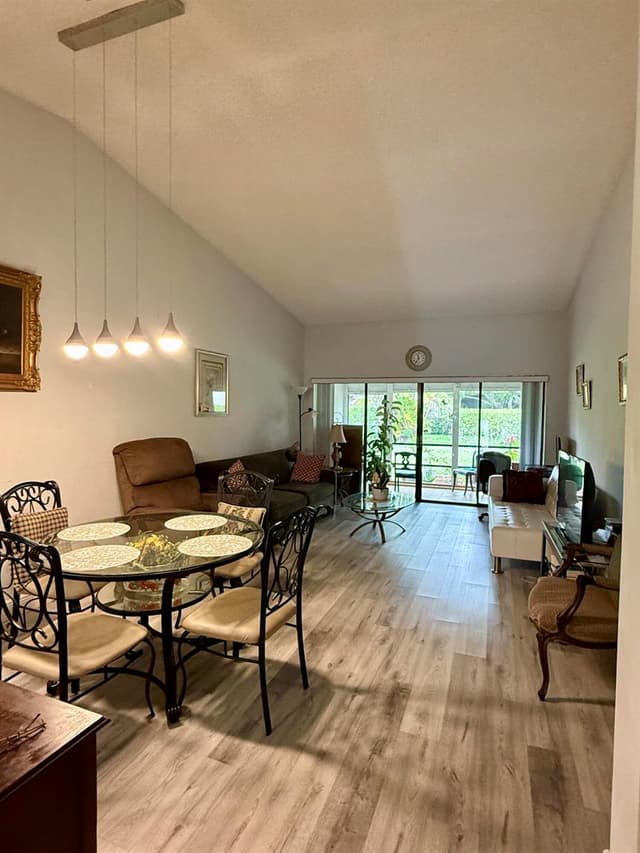 3927 Vine Tree Trail # B, Lake Worth FL 33467 - Lake Worth, FL - Photo 4