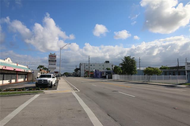 359 E 12th St, Hialeah FL 33010 - Hialeah, FL - Photo 3