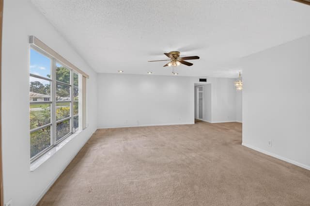 5114 Lakefront Boulevard, Delray Beach FL 33484 - Delray Beach, FL - Photo 7