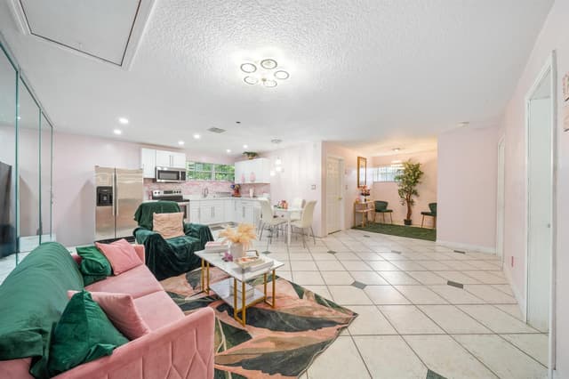 5720 Flagler Street, Hollywood FL 33023 - Hollywood, FL - Photo 5