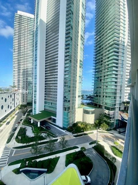 501 NE 31st St # 802, Miami FL 33137