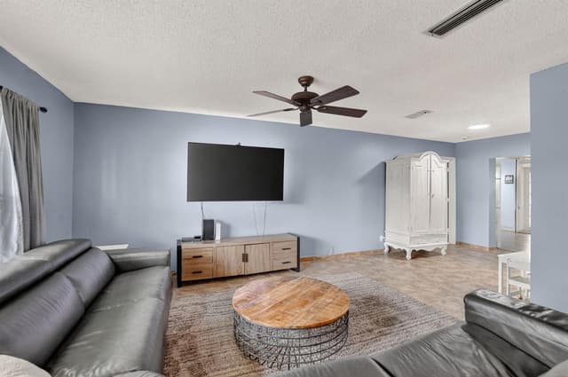 1140 NW 49th Street, Deerfield Beach FL 33064 - Deerfield Beach, FL - Photo 5