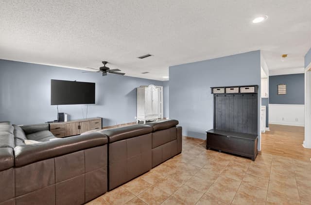 1140 NW 49th Street, Deerfield Beach FL 33064 - Deerfield Beach, FL - Photo 4