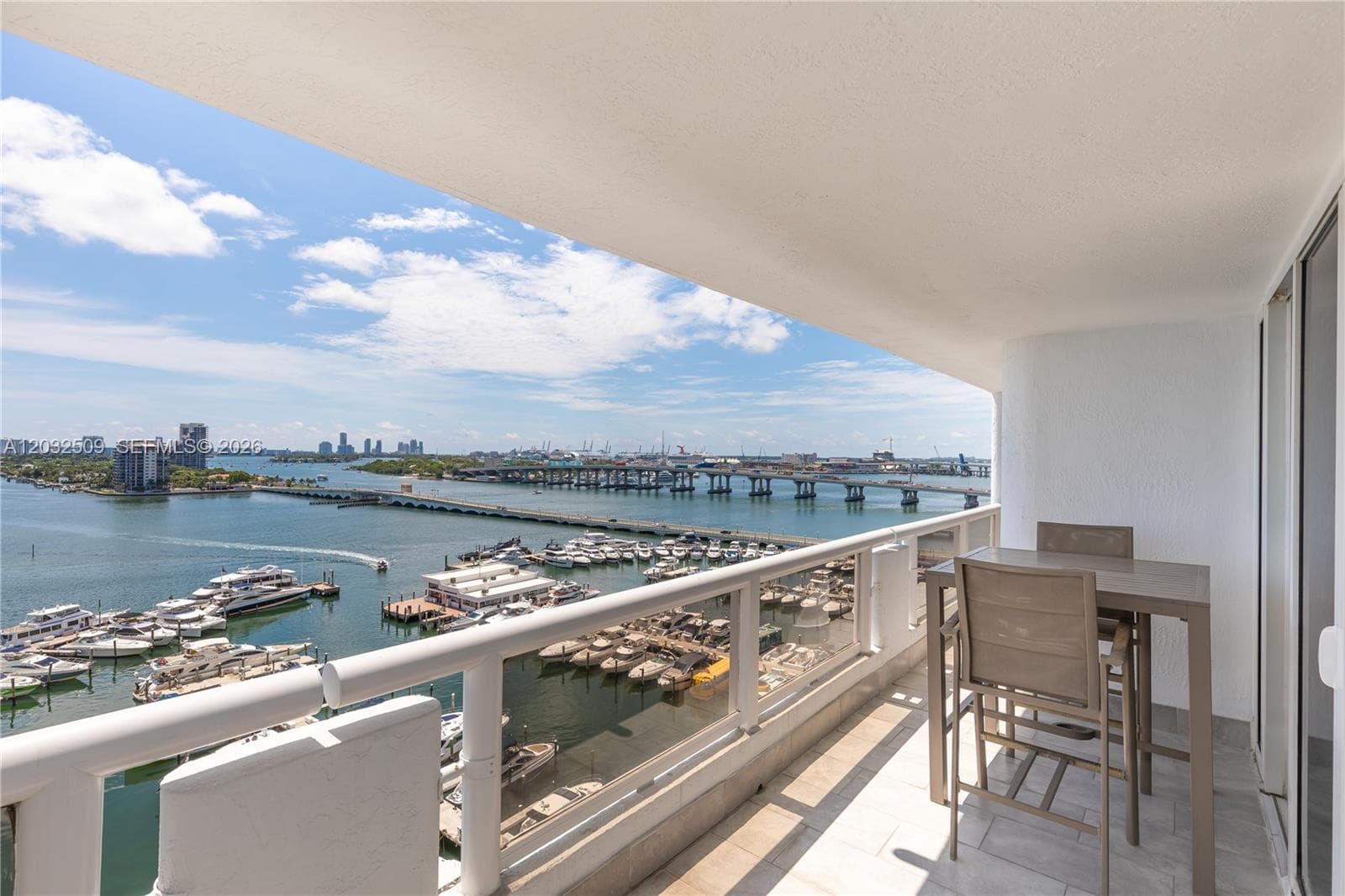 1717 N Bayshore Dr # 1533, Miami FL 33132 - Miami, FL - Photo 1