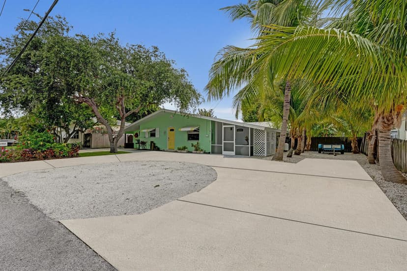 1947 Holman Drive, North Palm Beach FL 33408