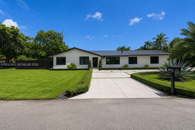 8700 SW 175th St, Palmetto Bay FL 33157 - Palmetto Bay, FL - Photo 2