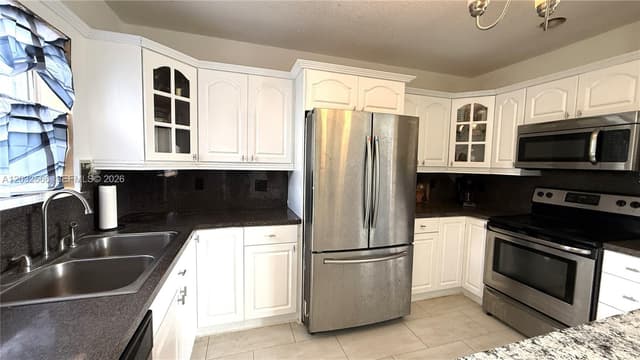 1245 NE 203rd St, Miami FL 33179 - Miami, FL - Photo 3