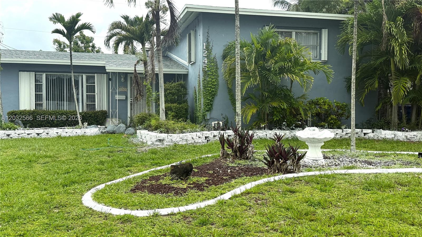 1245 NE 203rd St, Miami FL 33179 - Miami, FL - Photo 1