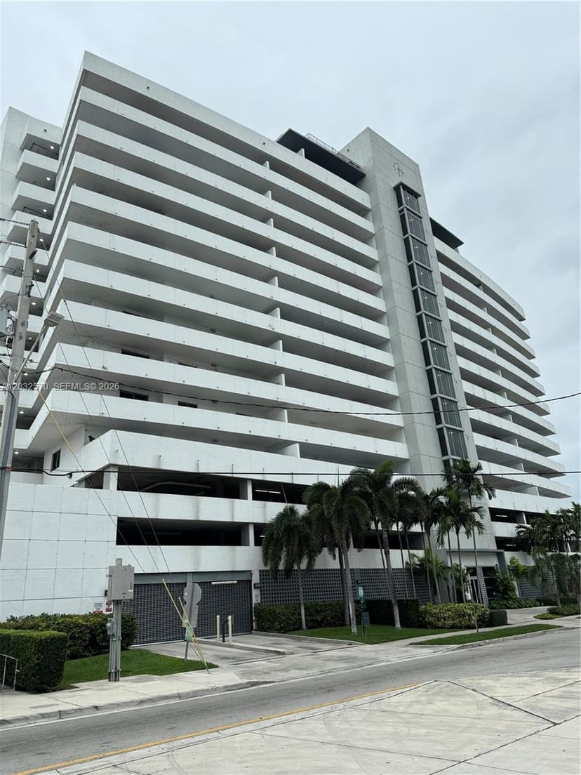 36 NW 6th Ave # 601, Miami FL 33128