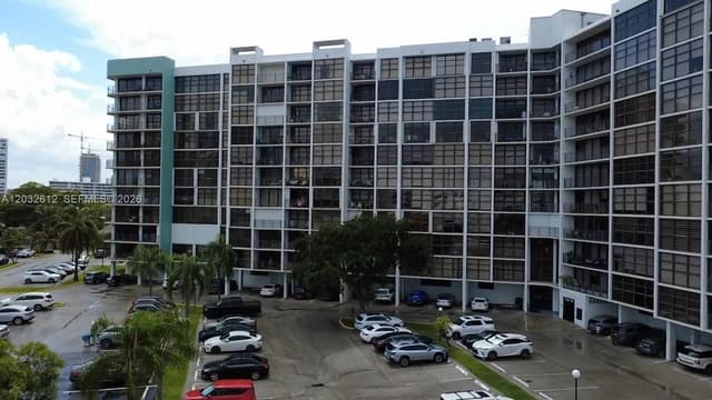400 Leslie Dr # 1124, Hallandale Beach FL 33009 - Hallandale Beach, FL - Photo 4