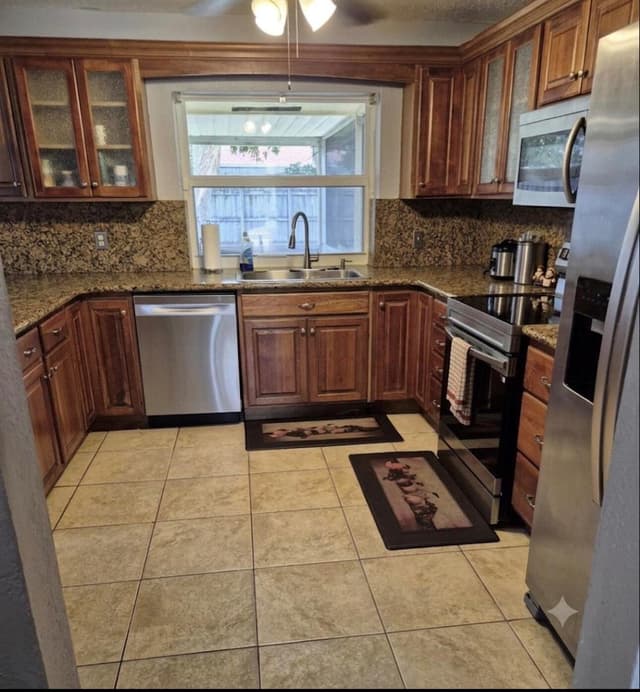 6301 SW 7th Street, Margate FL 33068 - Margate, FL - Photo 4