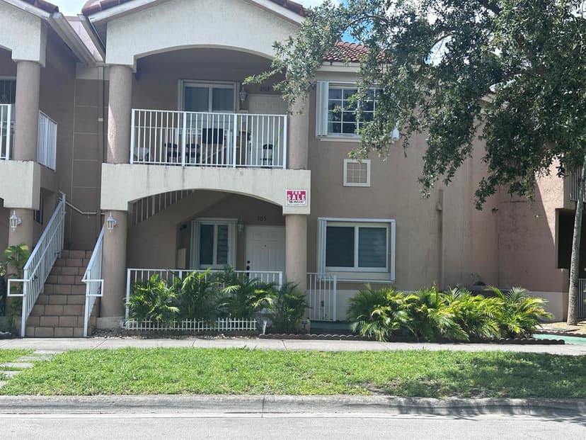300 E 4th Street # 103, Hialeah FL 33010