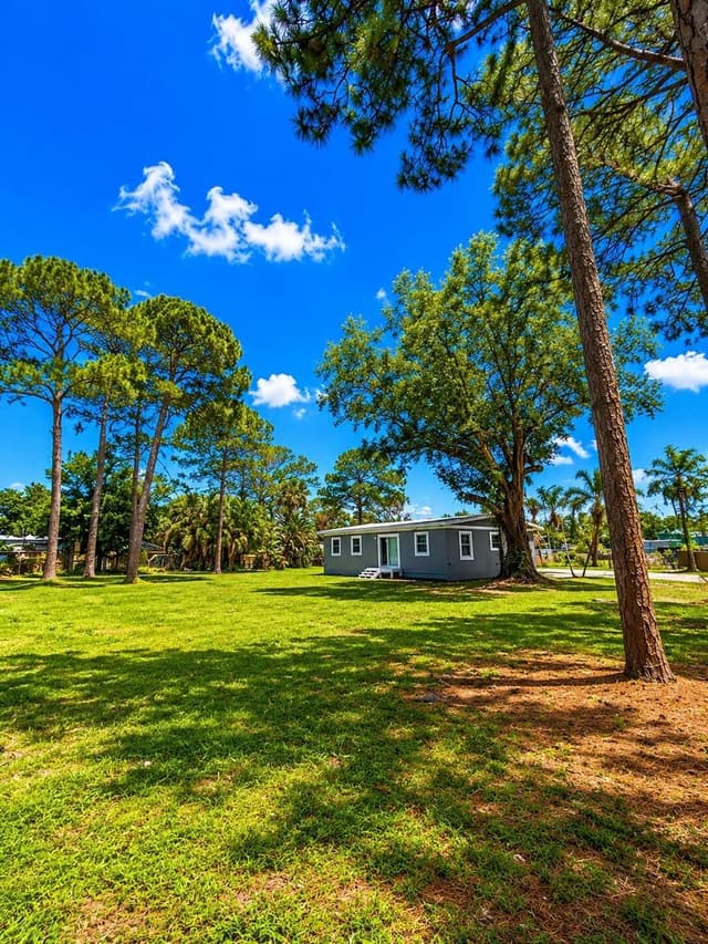 468 N 53rd Dr Drive N, FL 33415 - Photo 5
