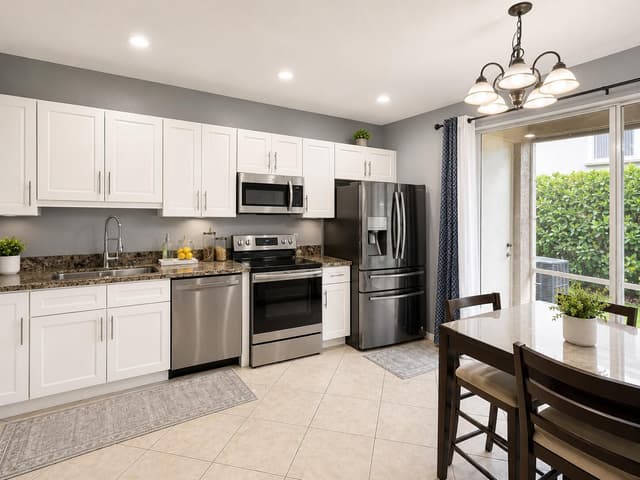 2228 Oakmont Drive, Riviera Beach FL 33404 - Riviera Beach, FL - Photo 4