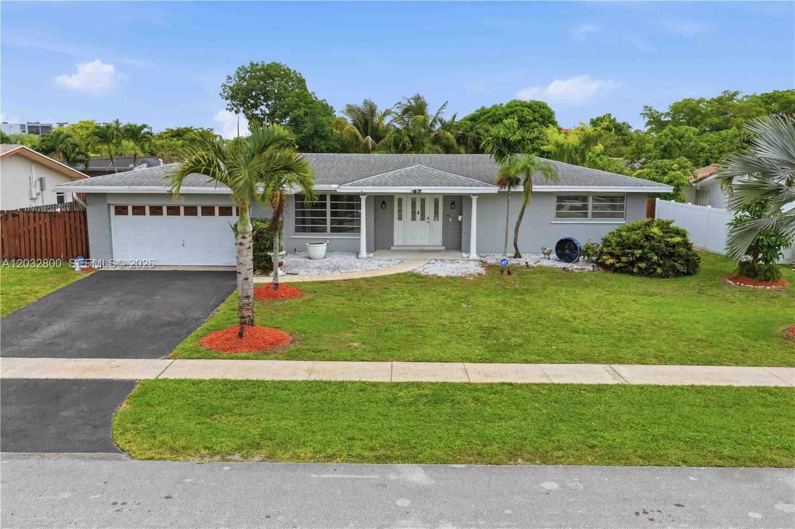 7421 NW 14th St, Plantation FL 33313 - Plantation, FL - Photo 1
