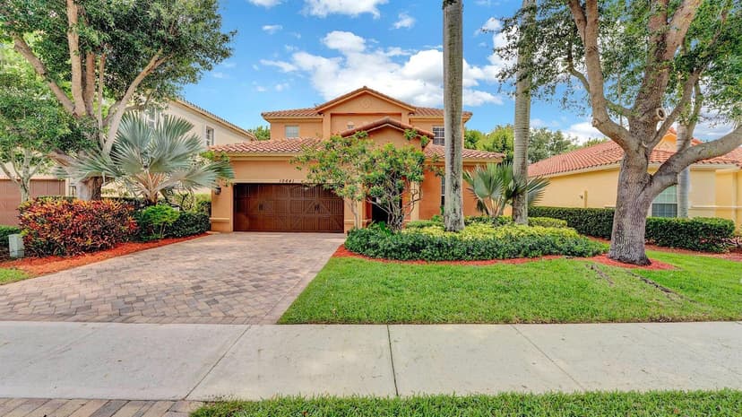 10641 Willow Oak Court, Wellington FL 33414