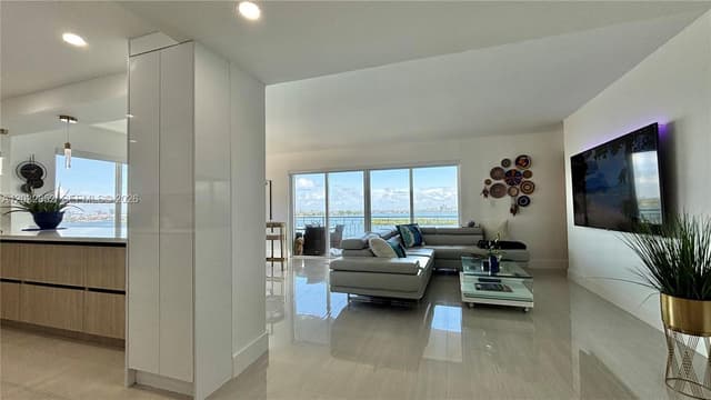 11111 NE Biscayne Blvd # 16A, Miami FL 33181 - Miami, FL - Photo 3