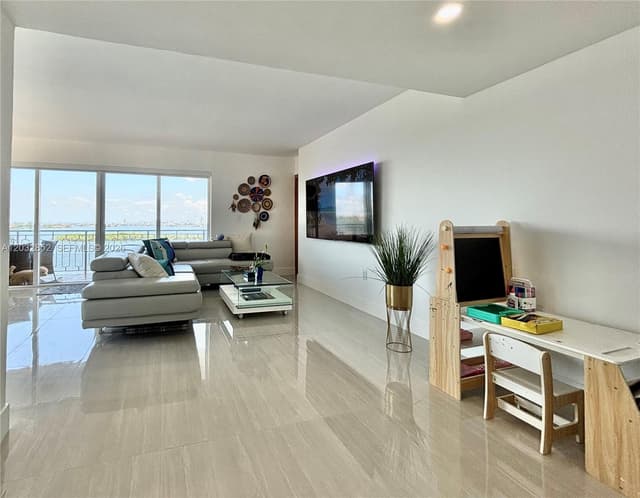 11111 NE Biscayne Blvd # 16A, Miami FL 33181 - Miami, FL - Photo 4