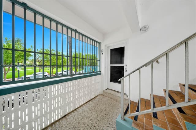 260 Ocean Dr # 12A, Miami Beach FL 33139 - Miami Beach, FL - Photo 4
