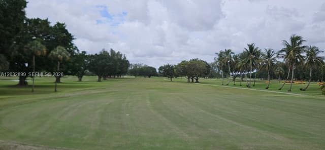 9823 S Hollybrook Lake Dr # 310, Pembroke Pines FL 33025 - Pembroke Pines, FL - Photo 5