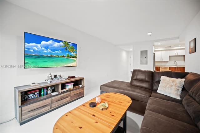 10950 NW 82nd St # 213, Doral FL 33178 - Doral, FL - Photo 4