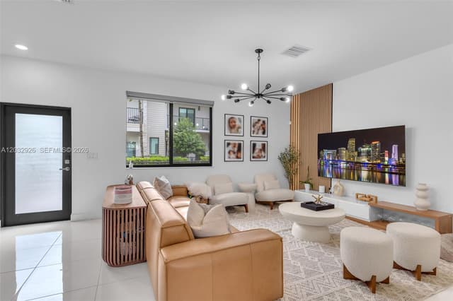 4963 NW 83rd Path # 4963, Doral FL 33166 - Doral, FL - Photo 5