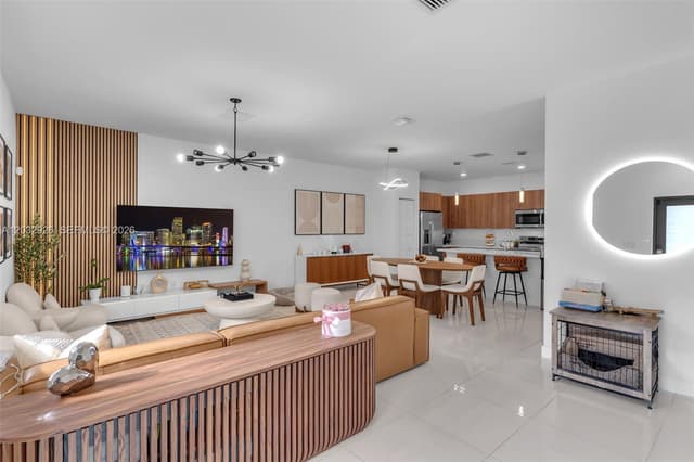 4963 NW 83rd Path # 4963, Doral FL 33166 - Doral, FL - Photo 4