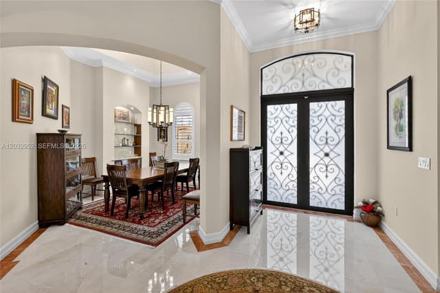 8920 SW 162nd Ter, Palmetto Bay FL 33157 - Palmetto Bay, FL - Photo 2