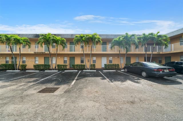 4081 N Dixie Hwy # 27, Oakland Park FL 33334 - Oakland Park, FL - Photo 2