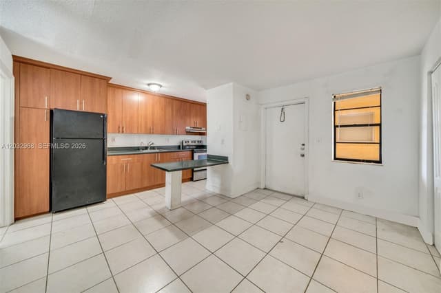 4081 N Dixie Hwy # 27, Oakland Park FL 33334 - Oakland Park, FL - Photo 3