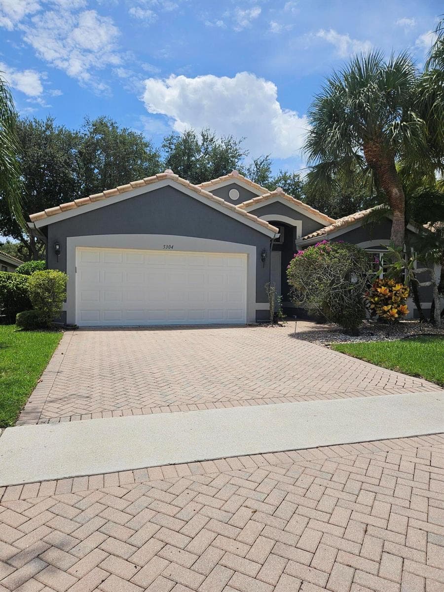 5304 Wycombe Avenue, Boynton Beach FL 33437