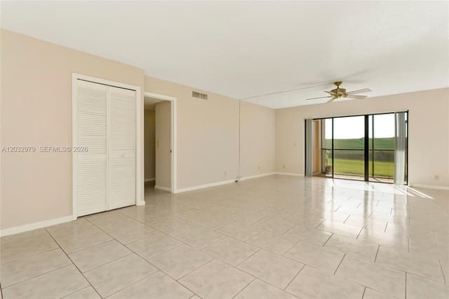 300 Racquet Club Rd # 104, Weston FL 33326 - Weston, FL - Photo 3