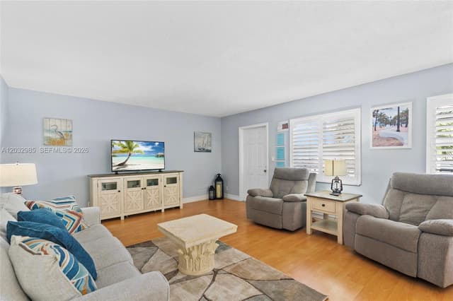 2424 NE 9th St # 207, Fort Lauderdale FL 33304 - Fort Lauderdale, FL - Photo 3