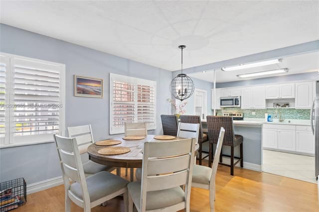 2424 NE 9th St # 207, Fort Lauderdale FL 33304 - Fort Lauderdale, FL - Photo 5