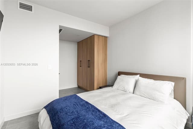 121 NE 5th St # 2401, Miami FL 33132 - Miami, FL - Photo 6