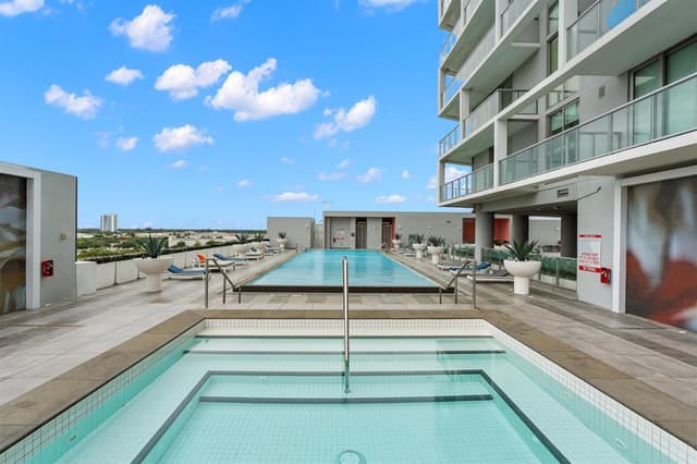 2000 Metropica Way # 214, Sunrise FL 33323 - Sunrise, FL - Photo 2