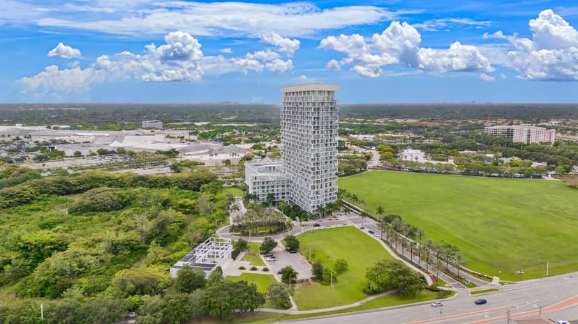 2000 Metropica Way # 214, Sunrise FL 33323