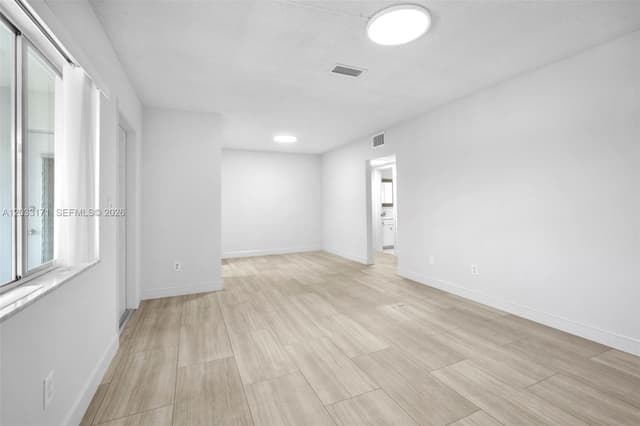 2101 NE 68th St # 202, Fort Lauderdale FL 33308 - Fort Lauderdale, FL - Photo 5